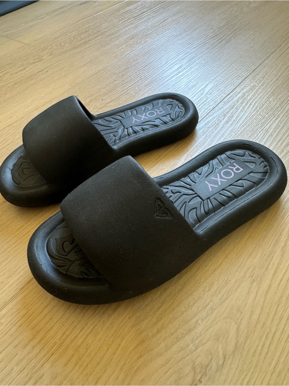 Roxy Black Slide Sandals with Pink Logo - Picture 2 of 4